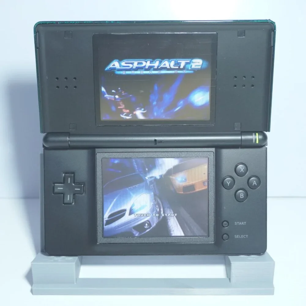 Nintendo DS Lite Shiny Pearlescent Green / Black Handheld System with Charger